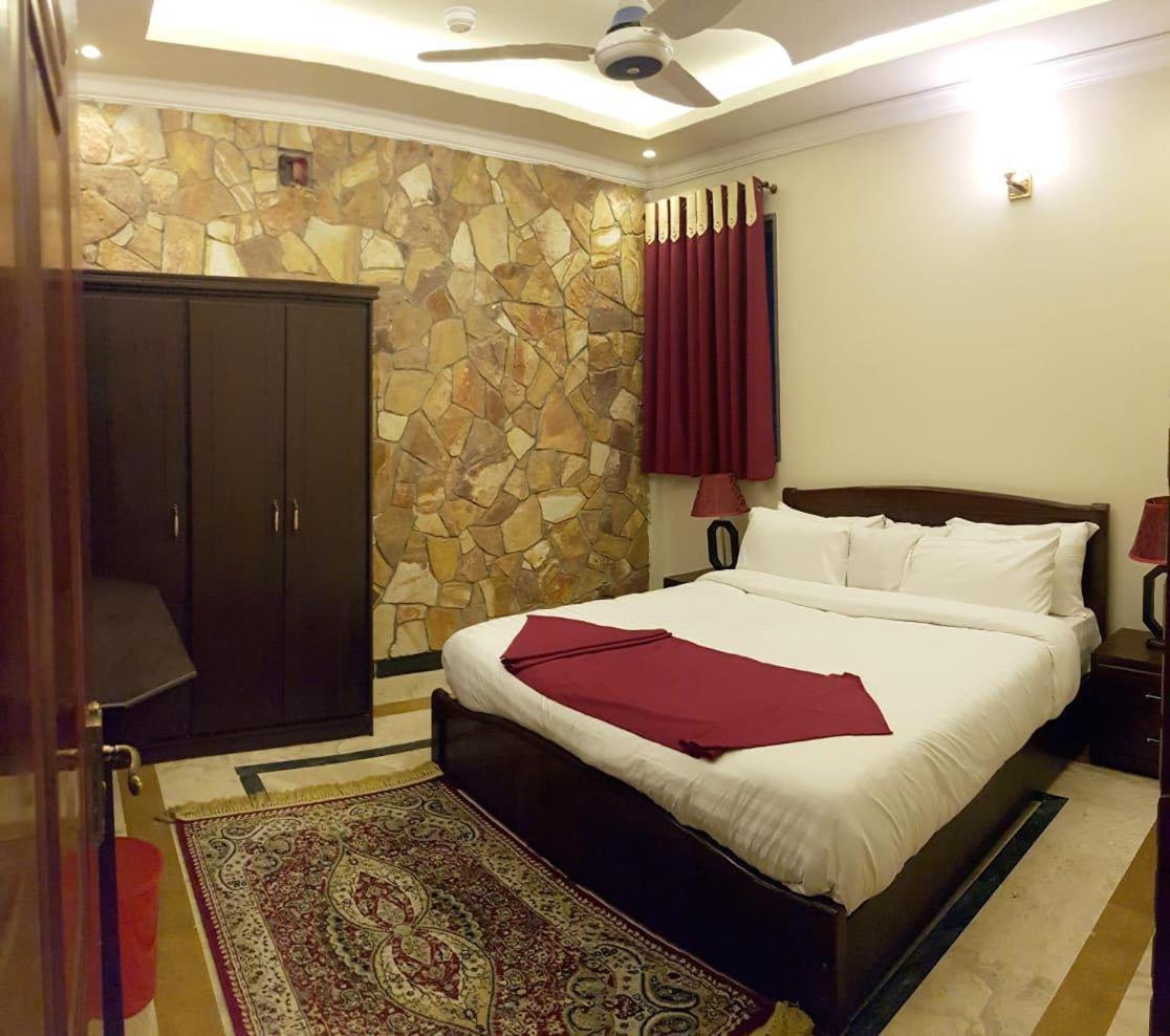 Triple One Hotel Suites Abbottabad Exterior photo
